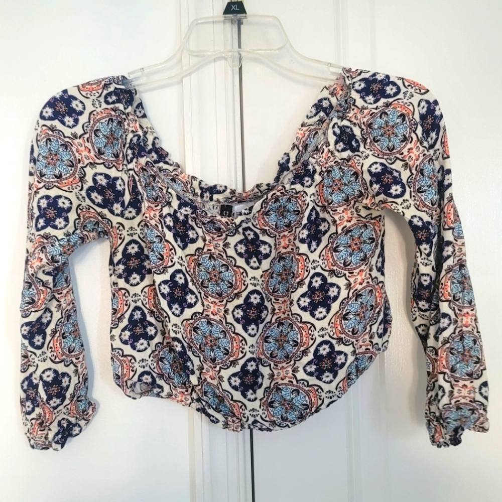 H&M Crop Top. Can be worn two ways